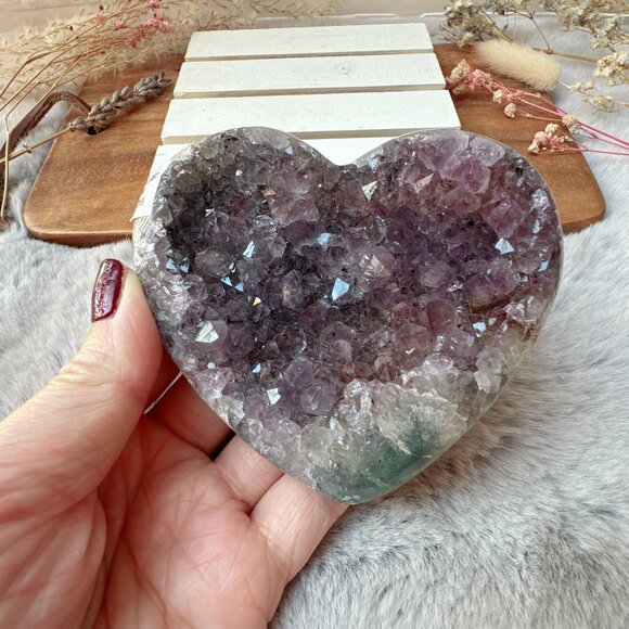 Gorgeous Raw Amethyst Heart Cluster from Uruguay - Picture 5 of 6
